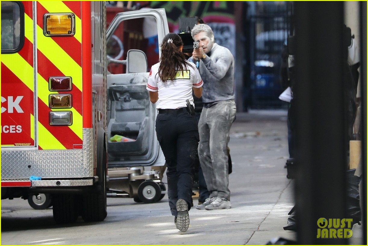 Jake Gyllenhaal Aims His Gun at Eiza Gonzalez During Action-Packed