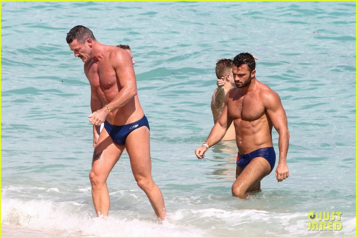Luke Evans Shows Off His Buff Bod at the Beach With a Friend in Miami luke ...