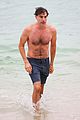 sacha baron cohen shirtless at the beach 28