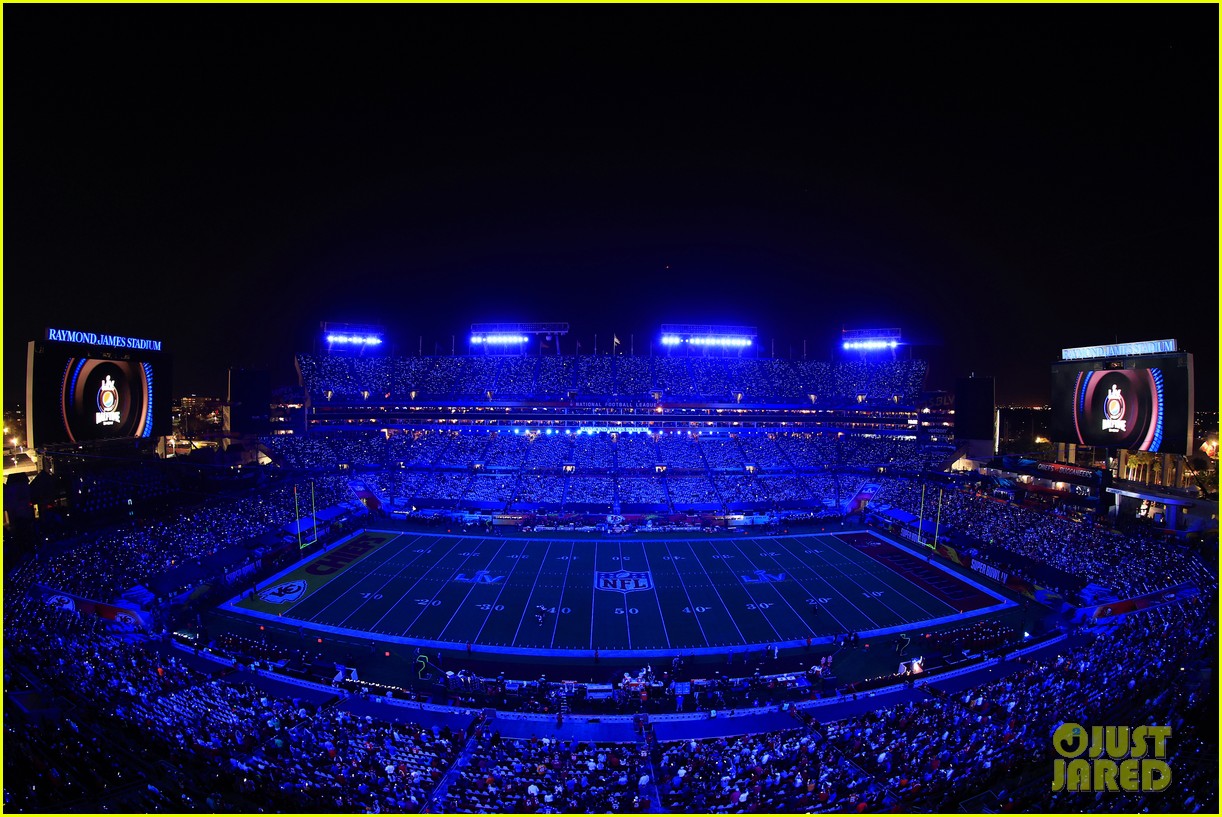 The Weeknd's Super Bowl 2021 Halftime Show Video Watch Here! Photo