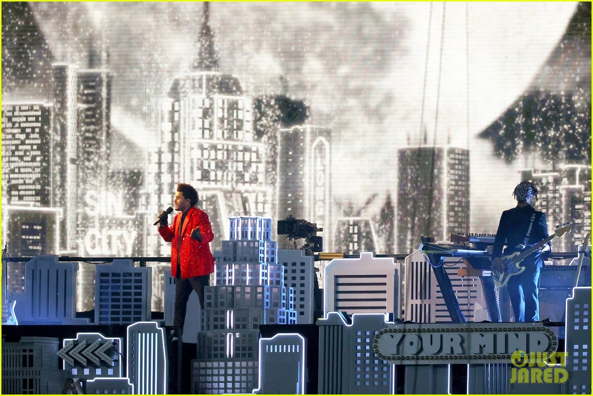 The Weeknd's Super Bowl 2021 Halftime Show Video Watch Here! Photo