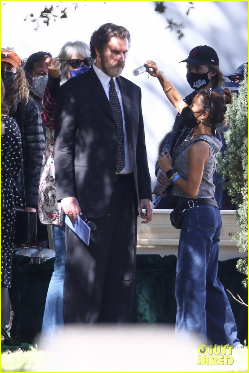 Will Ferrell & Paul Rudd Film a Jewish Funeral Scene for Comedy Series 'The Shrink Next