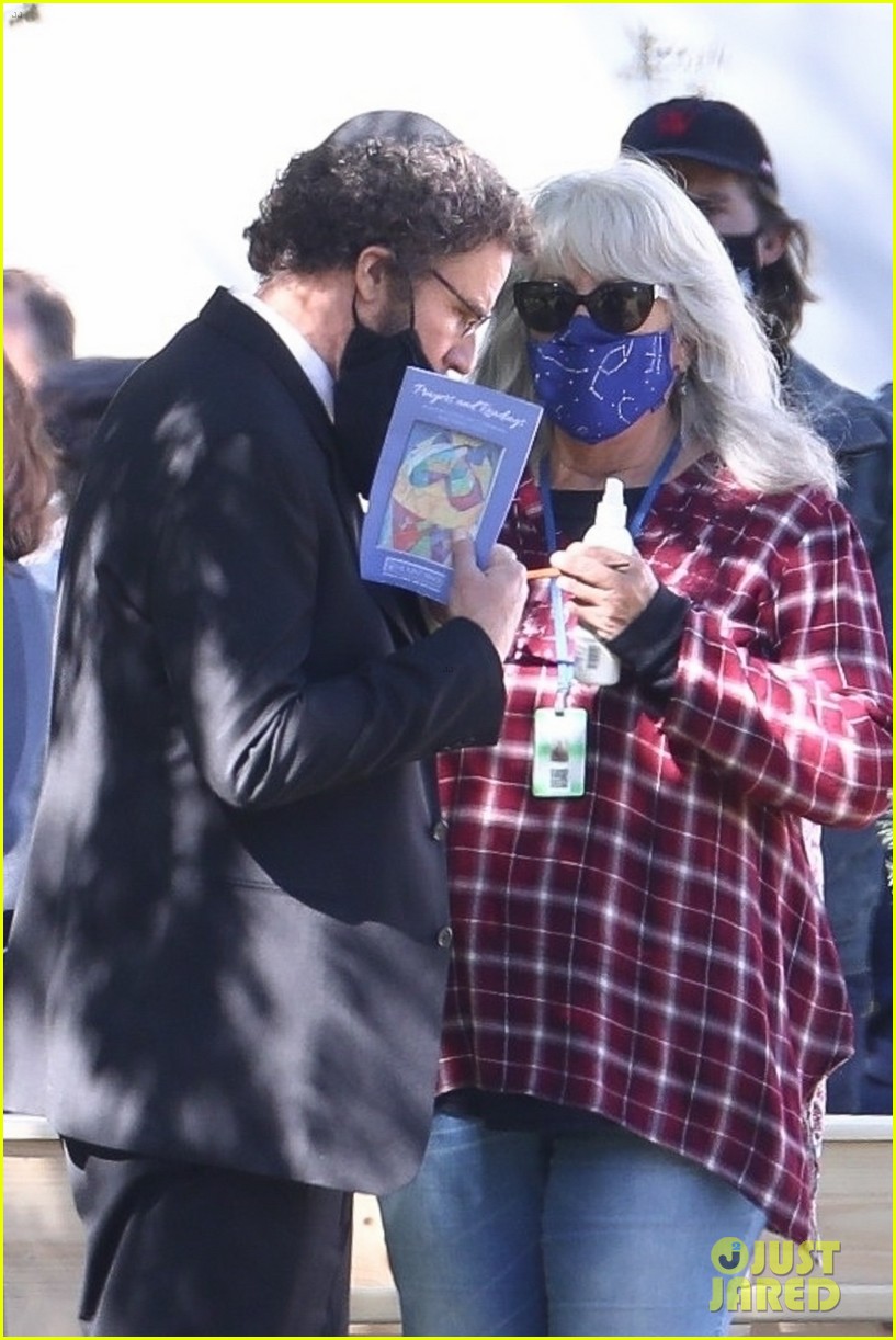 Will Ferrell & Paul Rudd Film a Jewish Funeral Scene for Comedy Series 'The Shrink Next