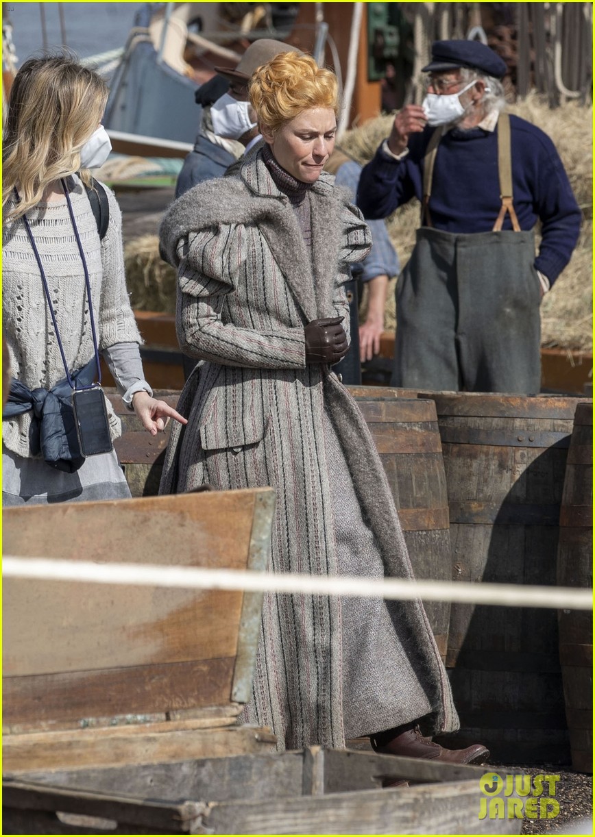 Photo: claire danes essex serpent 2021 12 | Photo 4535996 | Just Jared