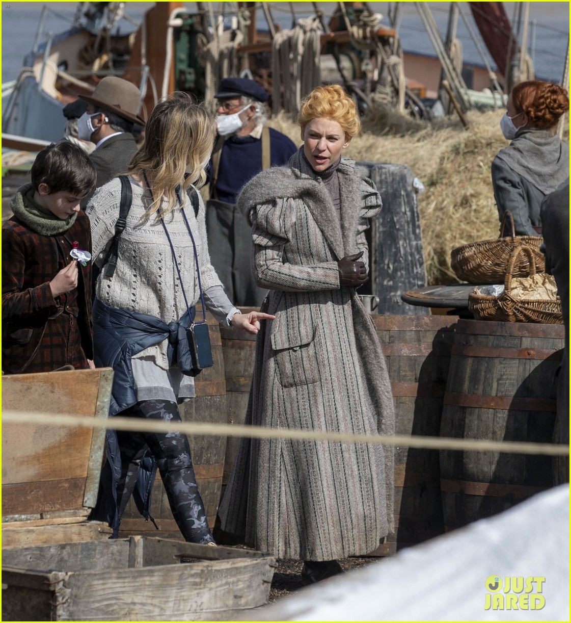 Full Sized Photo of claire danes essex serpent 2021 17 | Photo 4536001