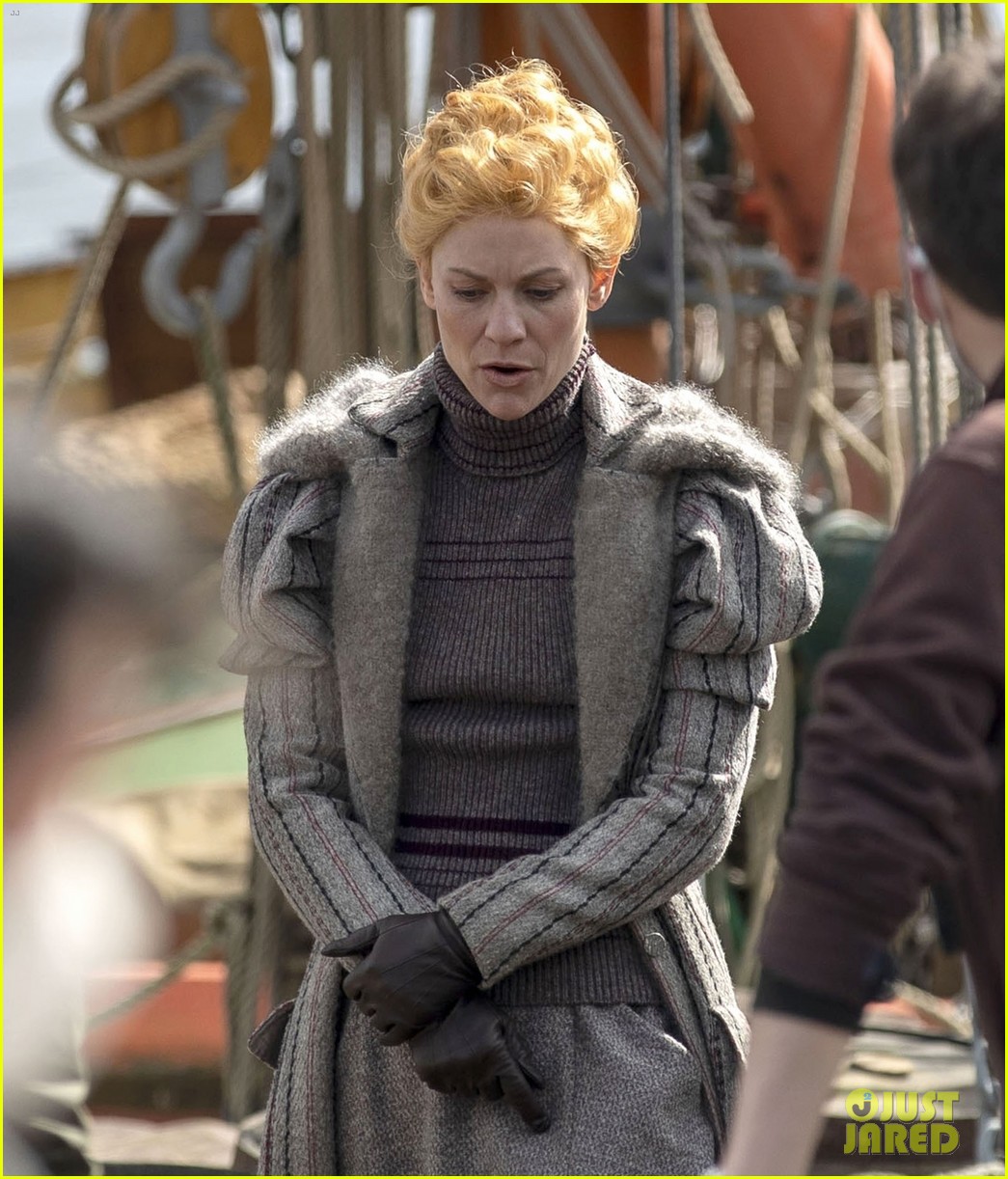 Full Sized Photo of claire danes essex serpent 2021 23 | Photo 4536007