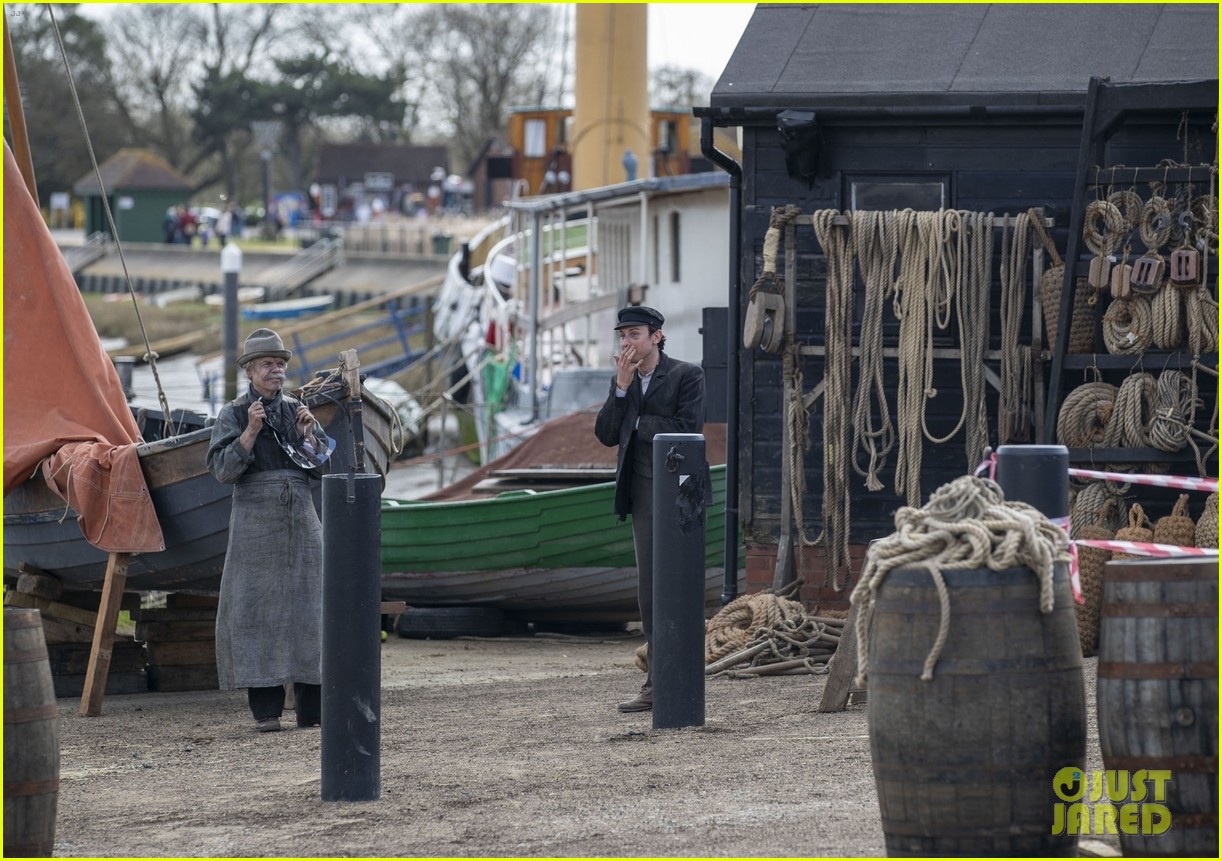 Photo: claire danes essex serpent 2021 30 | Photo 4536013 | Just Jared