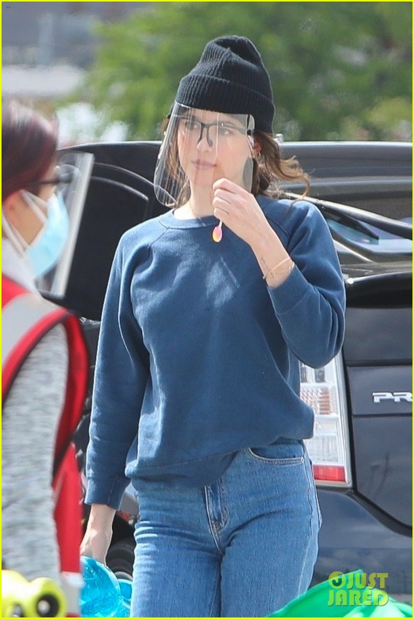 Dakota Johnson Returns To 'Am I Ok?' Set After Production Was Halted