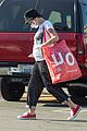 pregnant halsey shopping with alev aydin 42