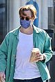 chris pine coffee from blue bottle 02