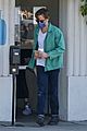 chris pine coffee from blue bottle 03
