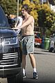 charlie puth shirtless after gym 37