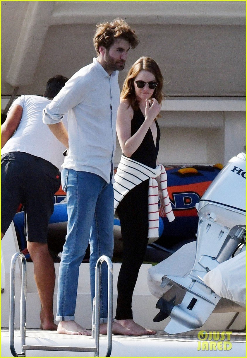 emma stone gives birth to first child with dave mccary 03
