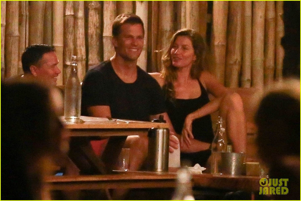 Tom Brady & Gisele Bundchen Chill Out Together In Costa Rica During(00)