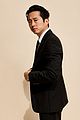 steven yeun minari best actor prada suit critics choice awards 04