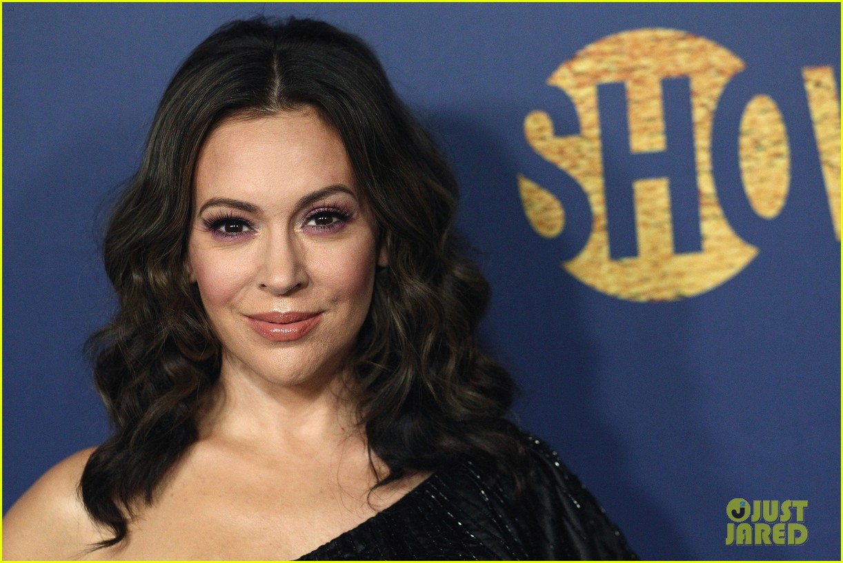 Alyssa Milano Reacts to Being Called a 'Washed Up Actress' Photo