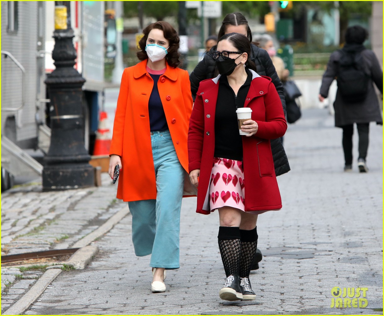 Rachel Brosnahan & Alex Borstein Enjoy Some Downtime on Set of 'The