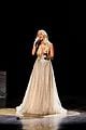 carrie underwood wows performance of gospel songs acms 05