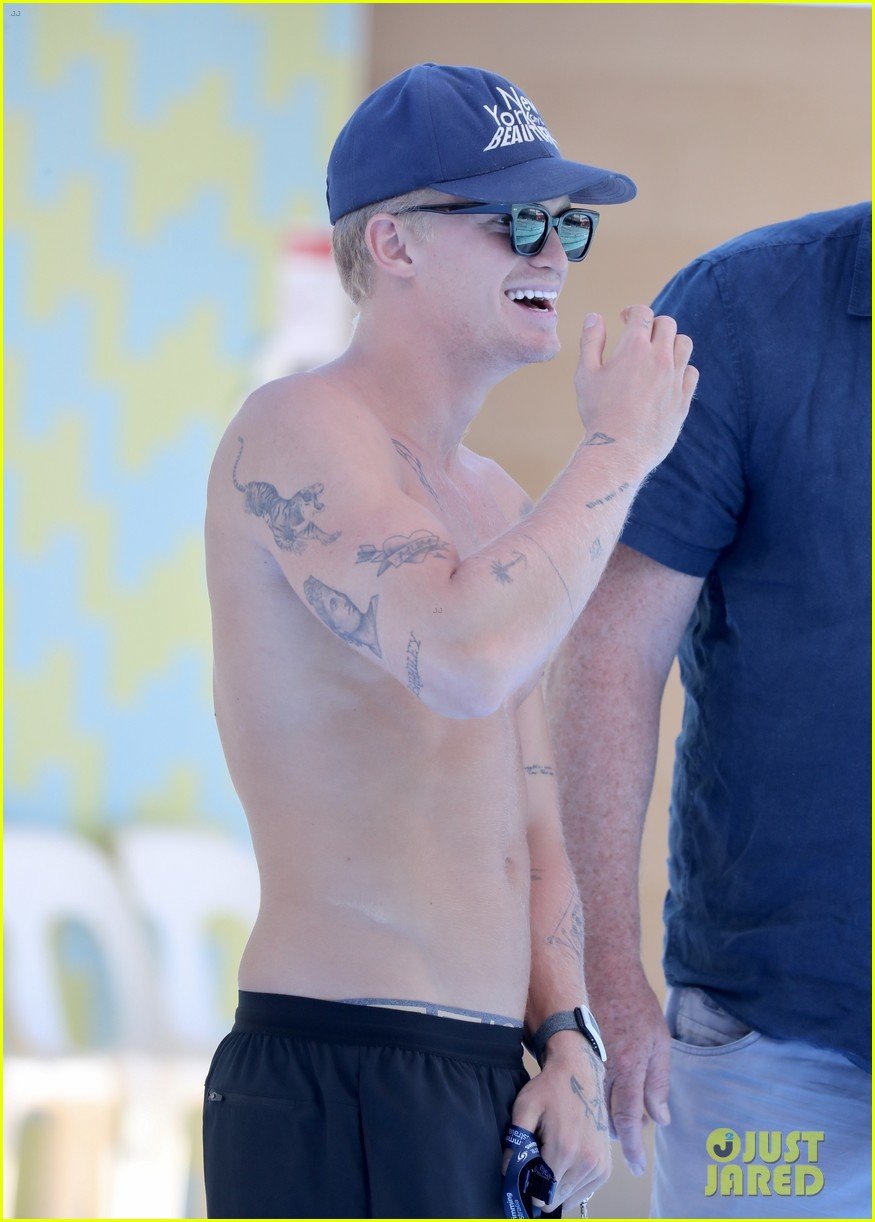 cody simpson shirtless buff physique swim practice 284541978
