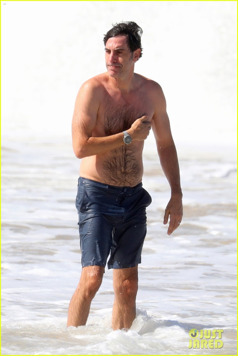 Sacha Baron Cohen Tries Surfing in Australia, Gets Caught Up in a Wave! Photo 4541643 Isla
