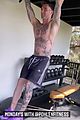 adam levine leg tattoo shirtless workout video 07