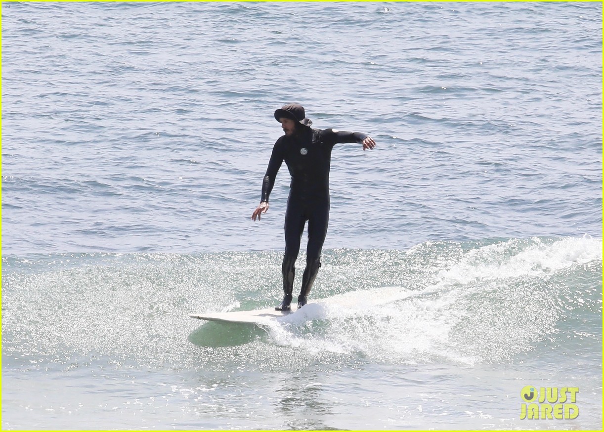 Full Sized Photo of leighton meester adam brody catch waves in malibu