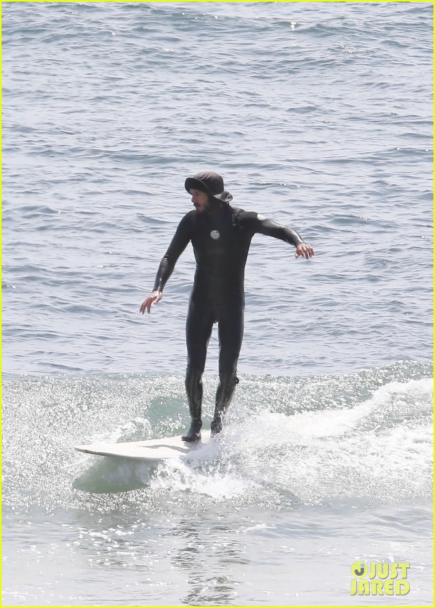 Full Sized Photo of leighton meester adam brody catch waves in malibu