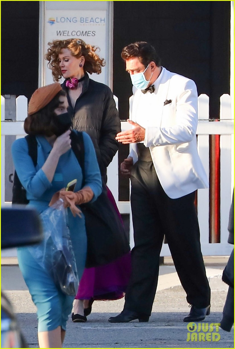 Photo: nicole kidman javier bardem ricardos queen mary set 05 | Photo