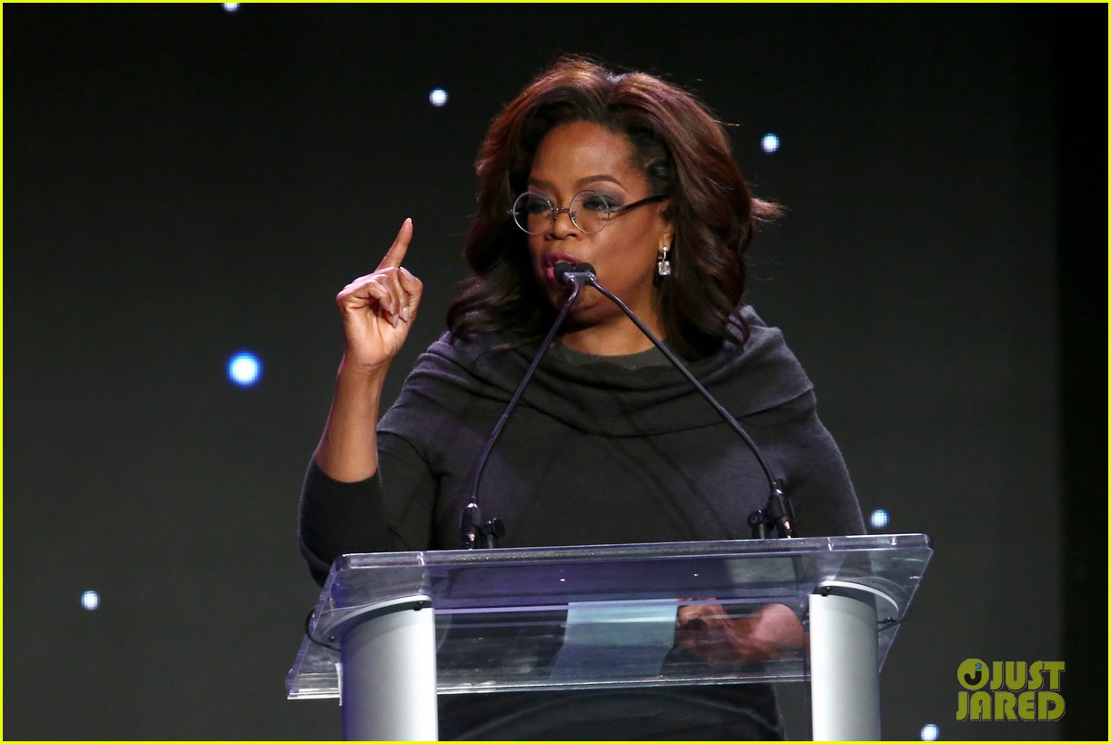 How Much Is Oprah Winfrey Worth? Net Worth Revealed!: Photo 4545443
