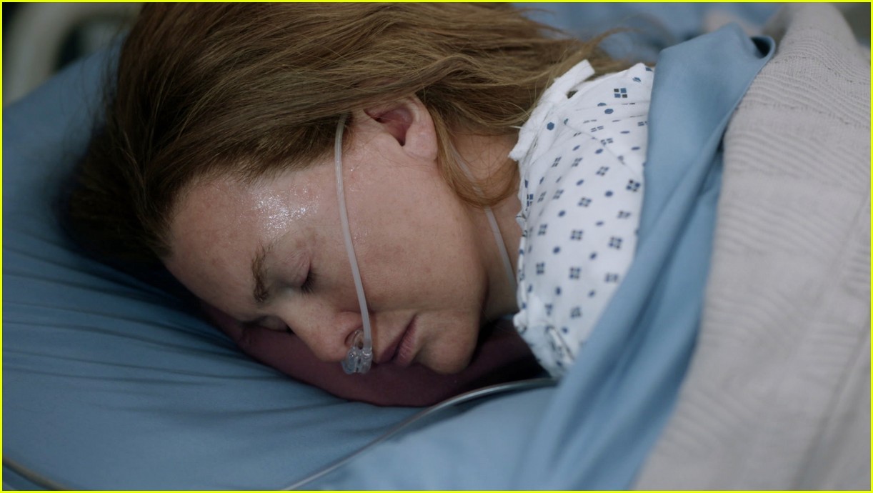 photo-ellen-pompeo-greys-anatomy-salary-in-bed-05-photo-4546029