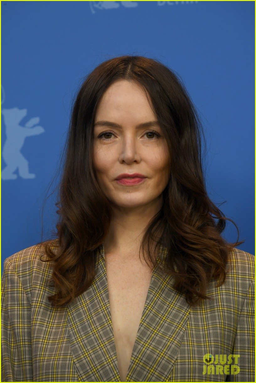 'Profile' Movie Plays Out Entirely On a Computer Screen Watch the