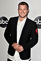 colton underwood everything hes said about gay rumors 01
