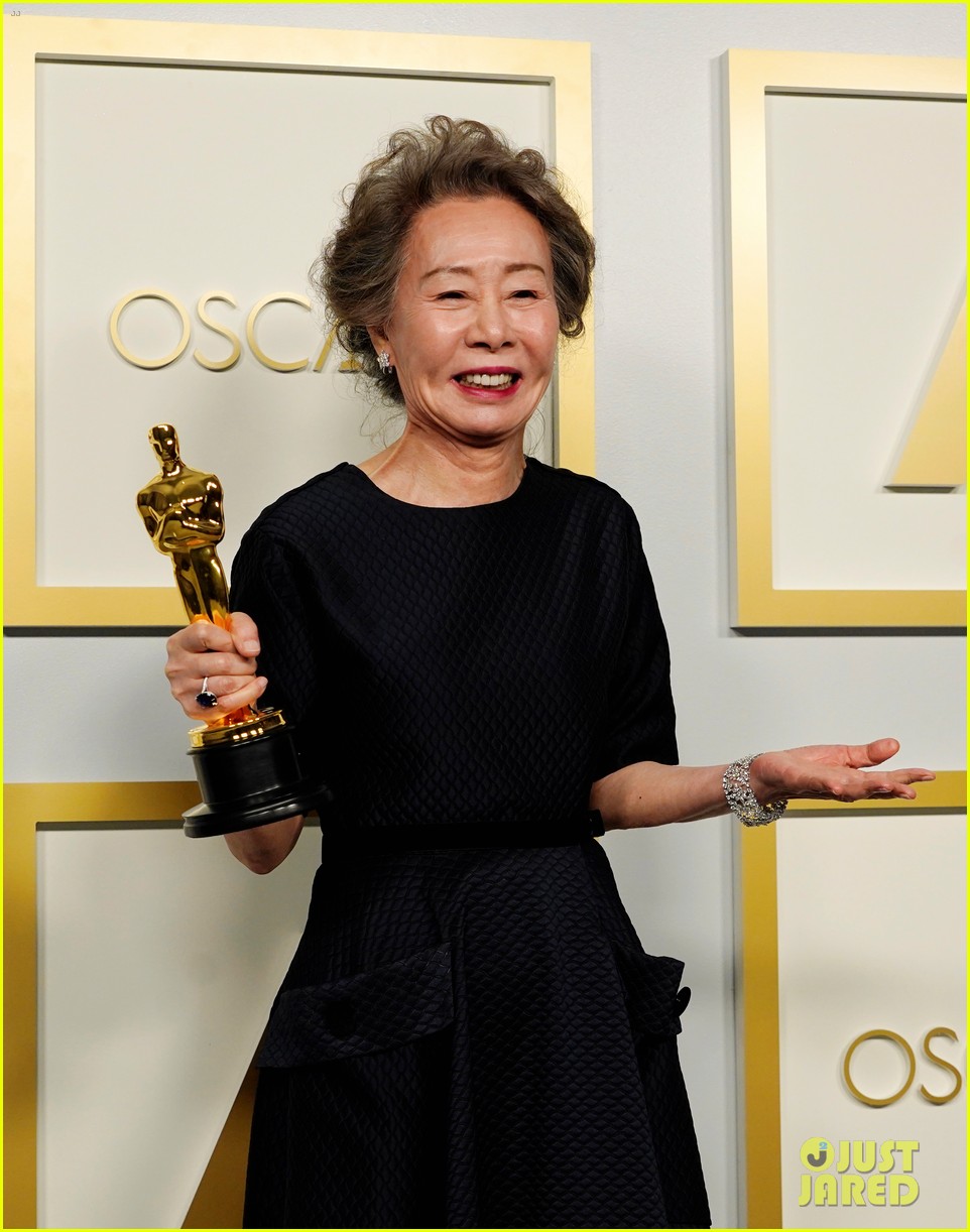 youn yuh jung best supporting actress win oscars 09