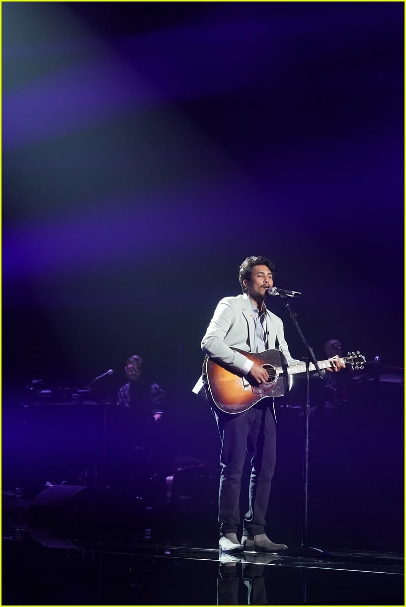 American Idol's Arthur Gunn Abruptly Drops Out of Finale See His