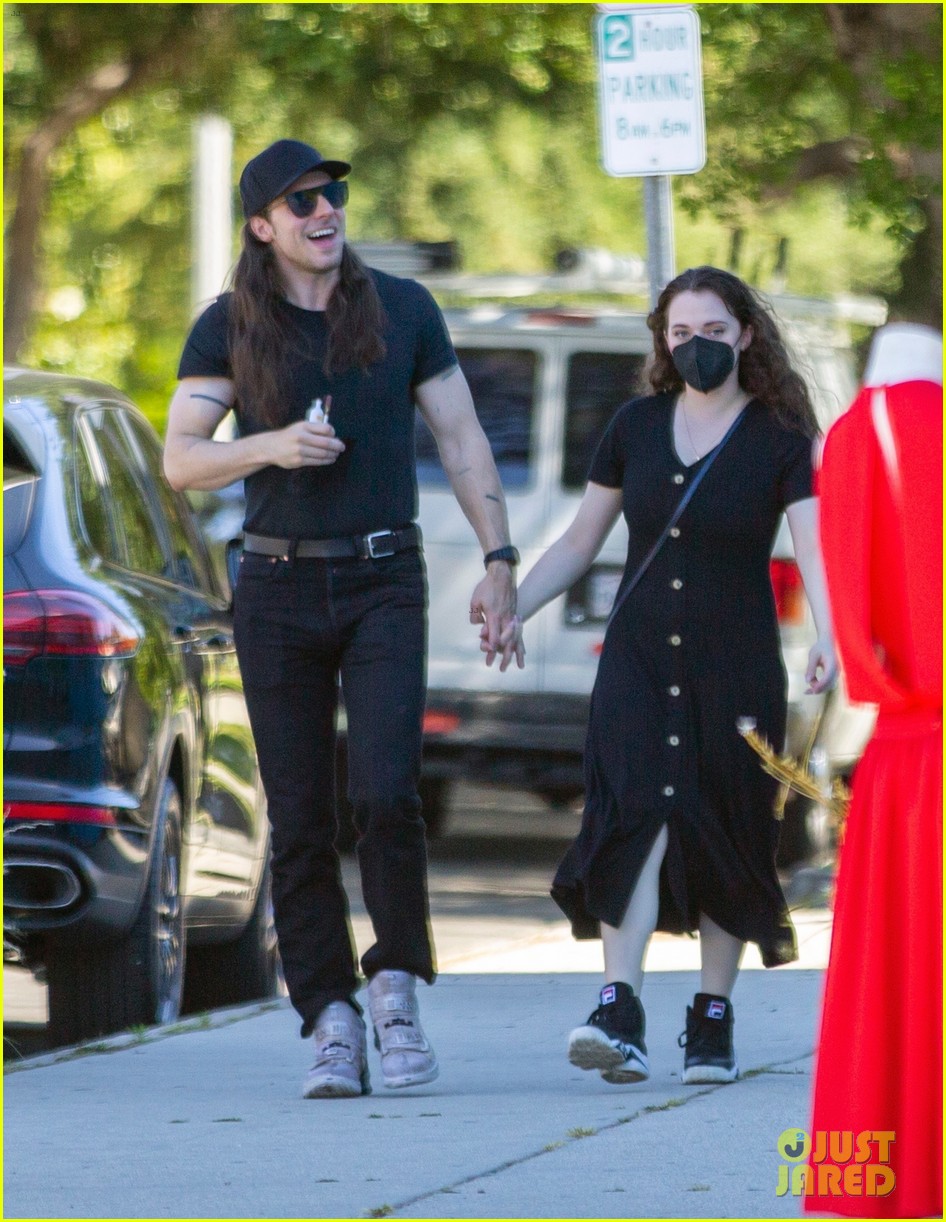 kat dennings shopping with andrew wk 294560412