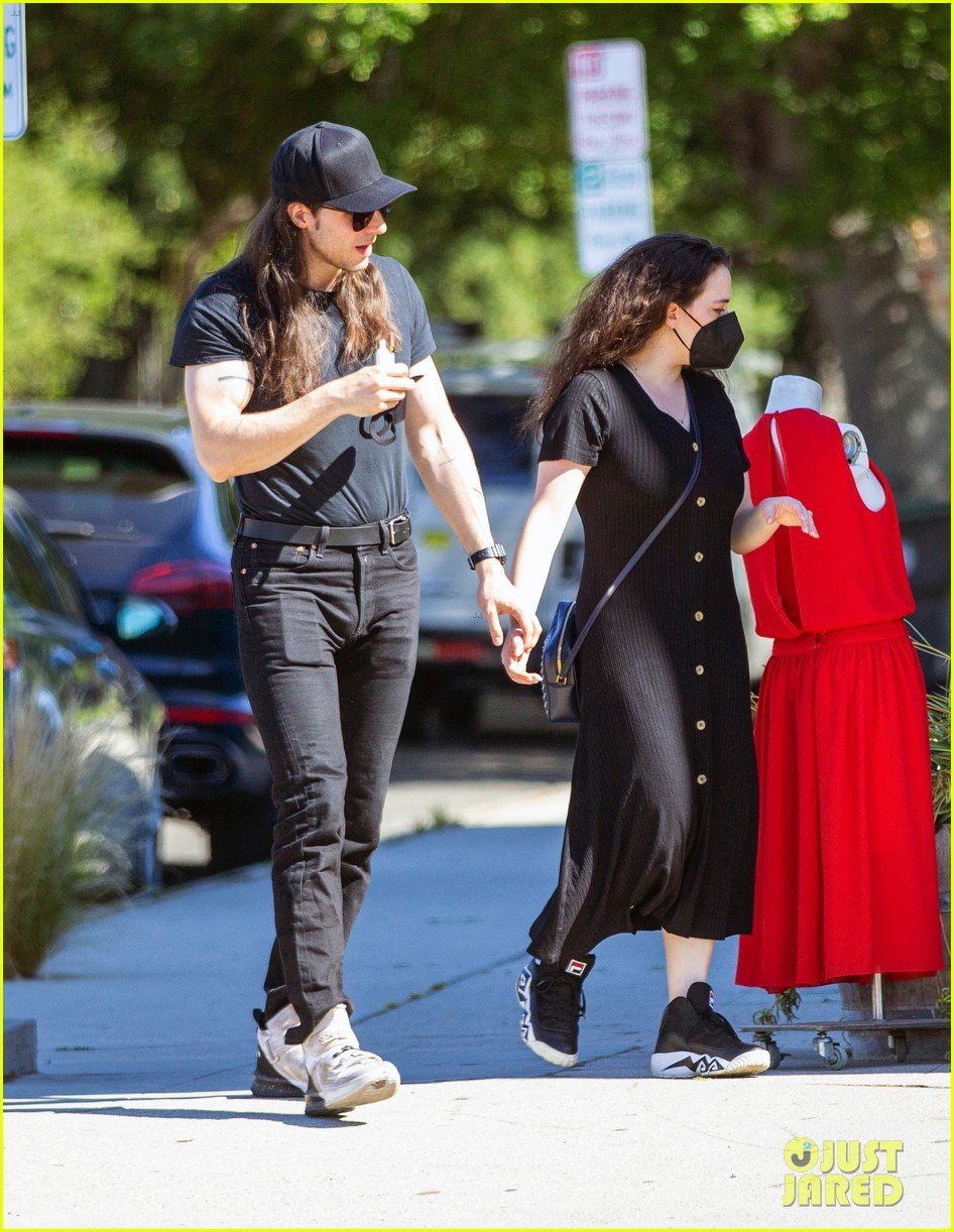 kat dennings shopping with andrew wk 374560420
