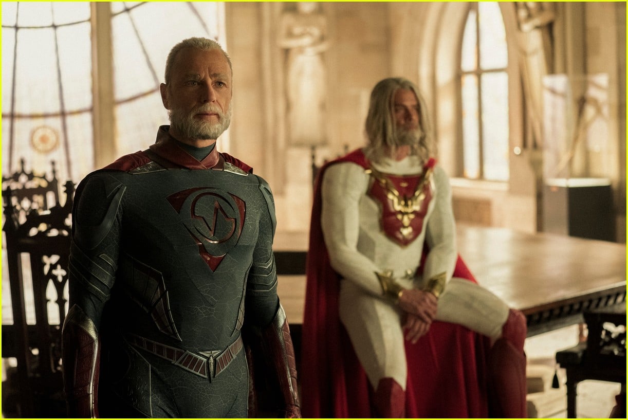 Every Photo of Josh Duhamel In His Skintight Superhero Costume for