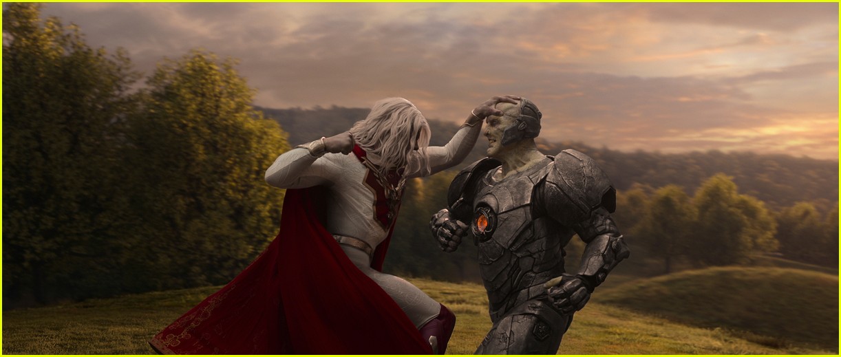 Every Photo of Josh Duhamel In His Skintight Superhero Costume for