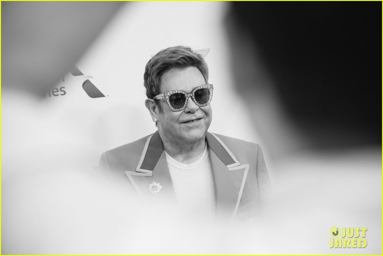 How Much Is Elton John Worth? Net Worth Revealed! Photo 4554855