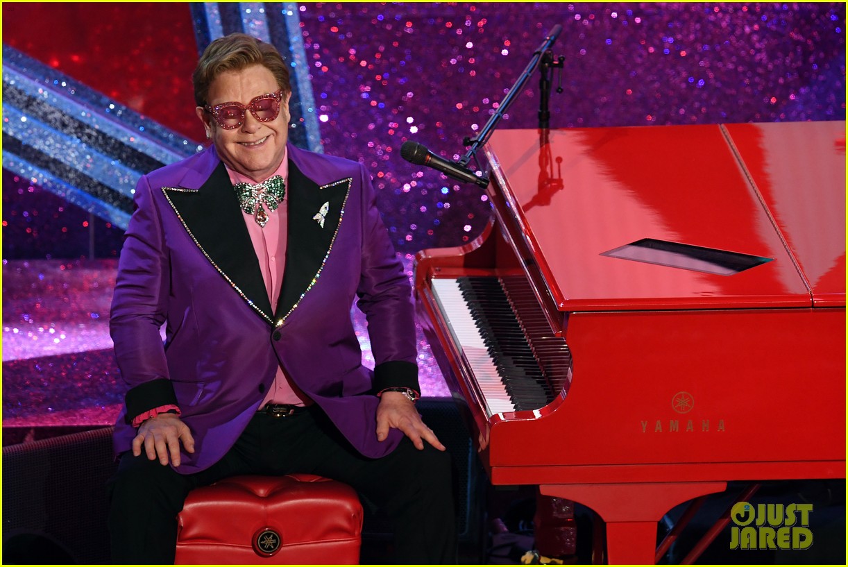 How Much Is Elton John Worth? Net Worth Revealed! Photo 4554865
