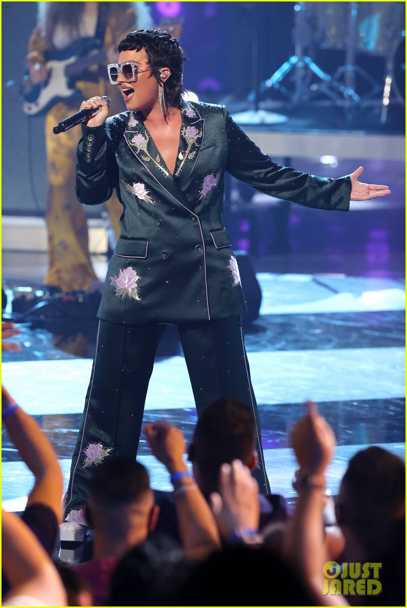 Demi Lovato, H.E.R., & Brandi Carlile Perform an Elton John Tribute at