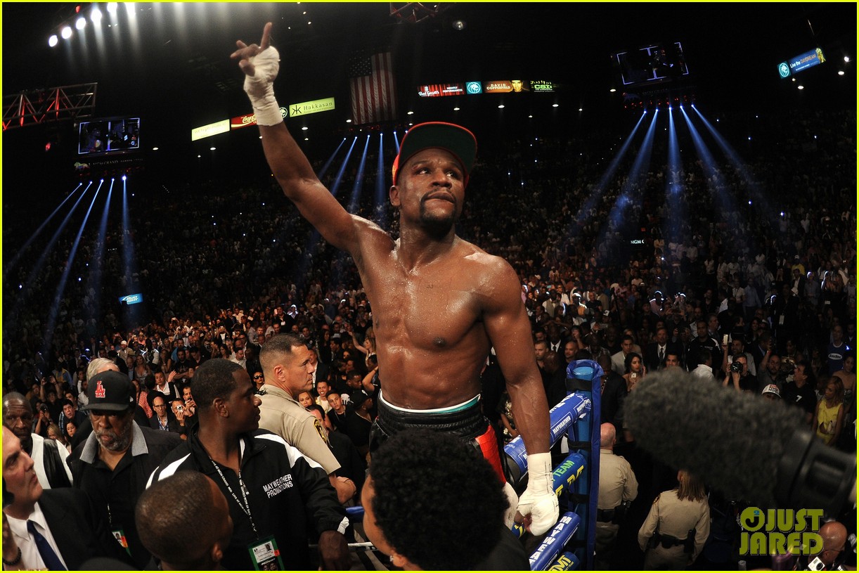 How Much Is Floyd Mayweather Worth? Net Worth Revealed! Photo 4551043