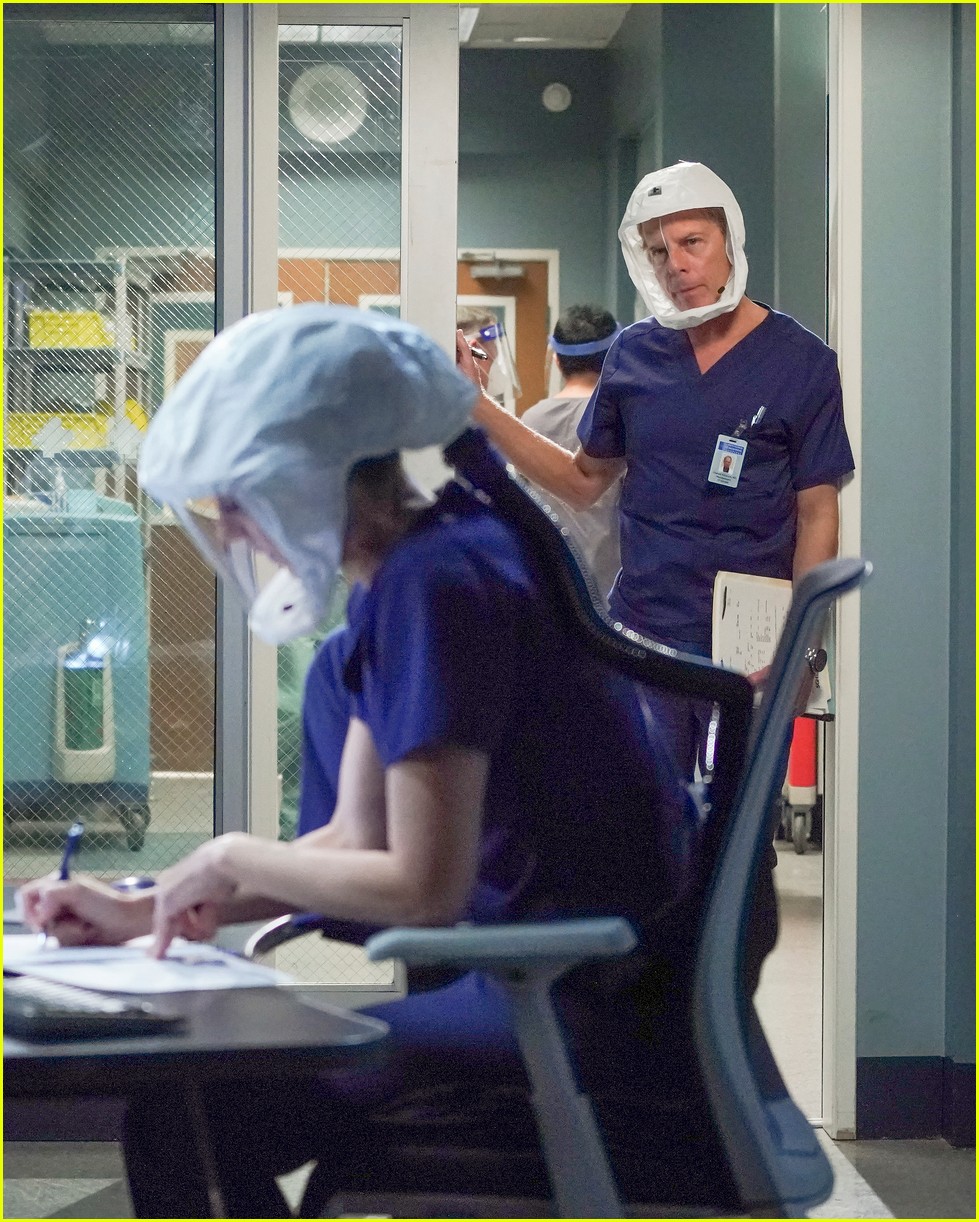 Yet Another 'Grey's Anatomy' Star Is Leaving the Show, But There's Good