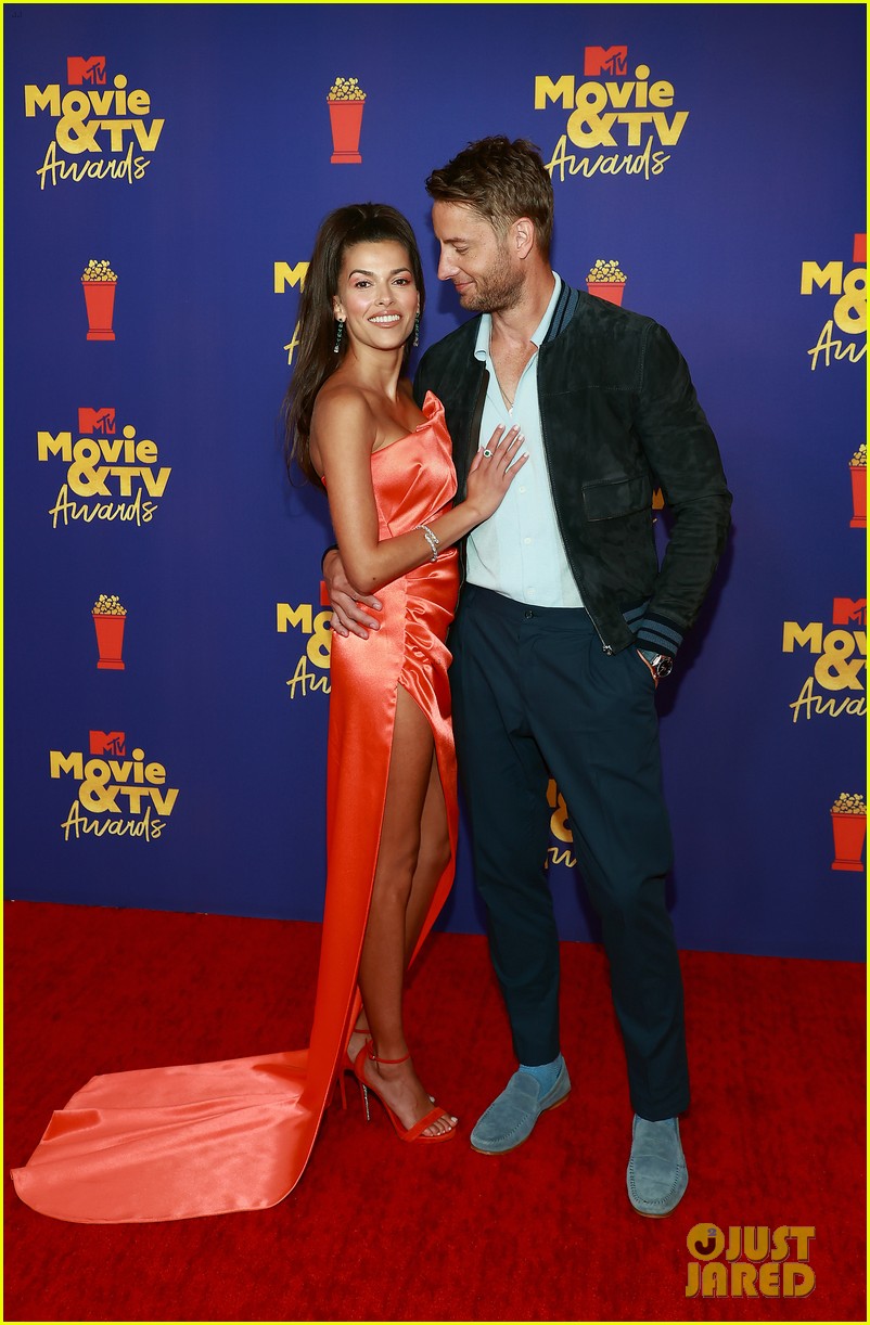 Justin Hartley Makes Red Carpet Debut with Girlfriend Sofia Pernas at
