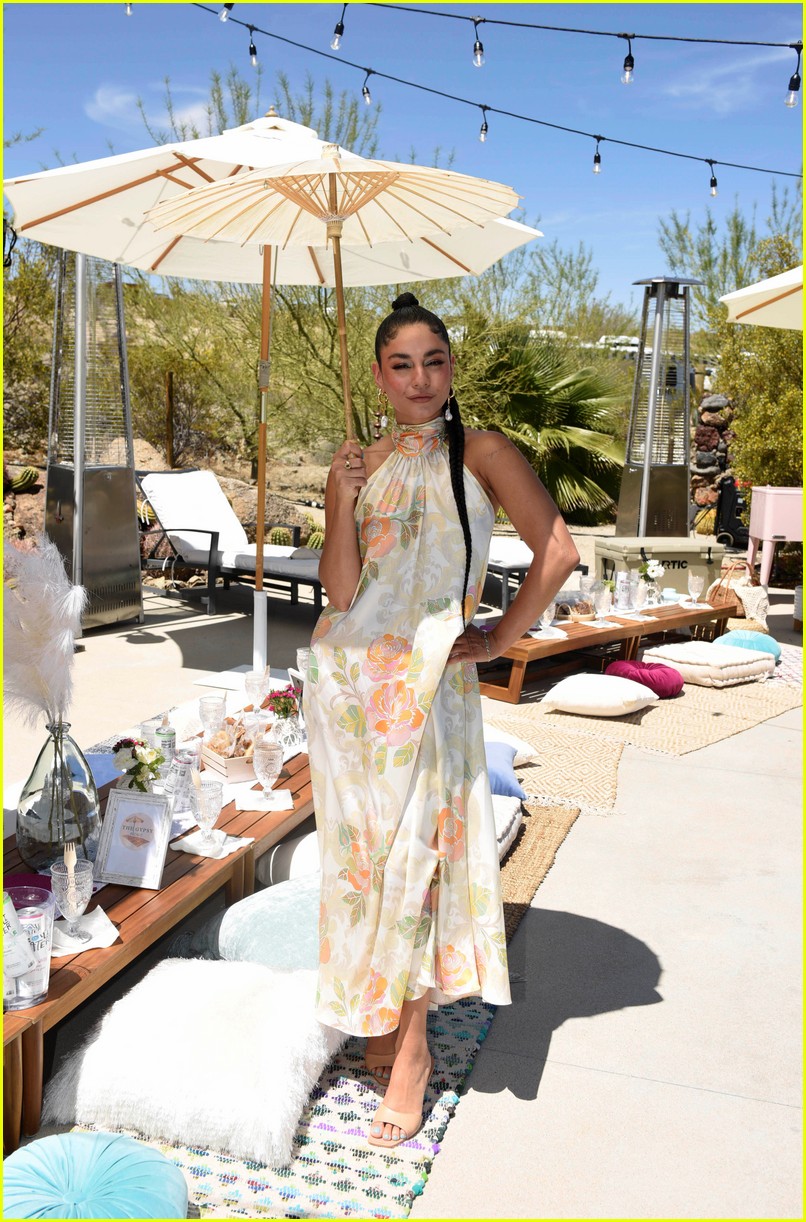 Vanessa Hudgens Showed Off Her Desert Style During a Weekend Retreat