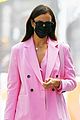 irina shayk pink suit 02