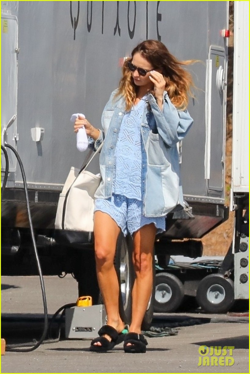 Photo lily james getting in and out of hair makeup pam tommy 39