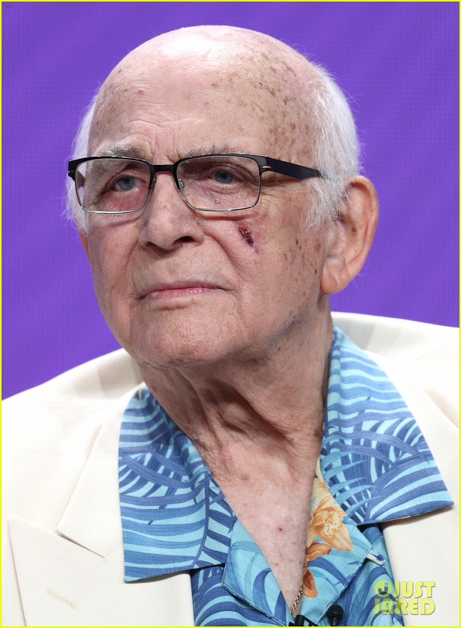 Gavin MacLeod Dead 'Love Boat' Star Dies at 90 Photo 4562142 RIP