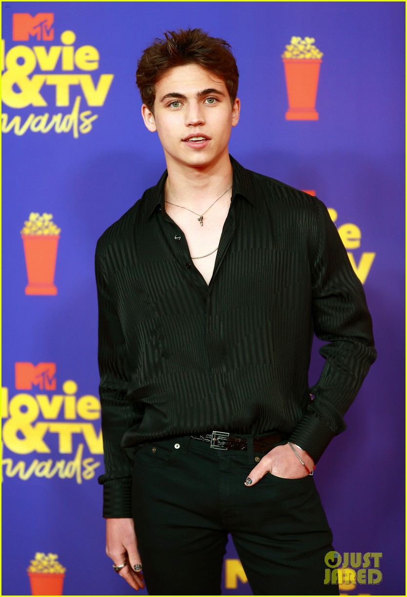 Addison Rae Wears Very Revealing Outfit on Red Carpet at MTV Movie & TV