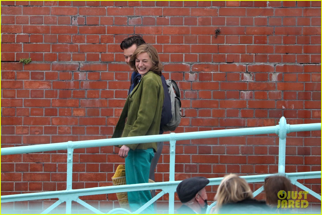 Photo: harry styles emma corrin new my policeman set photos 17 | Photo